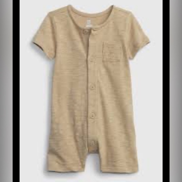 Gap Organic Cotton Shorty One Piece in New Sand Beige Size 3-6 Months - Picture 1 of 14